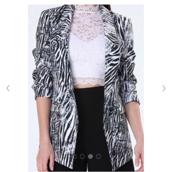 Bebe Zebra Print Open Front Blazer Jacket - Picture 3 of 10